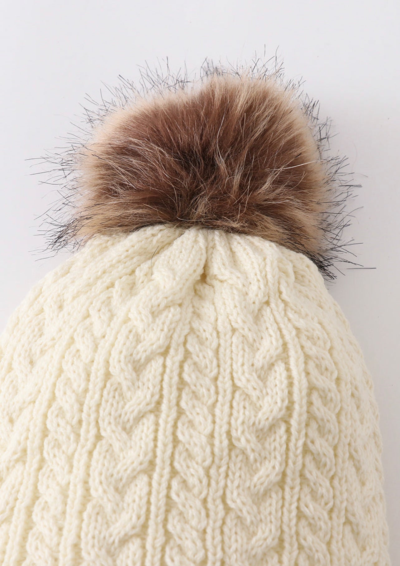 Cream Cable Knit Pom Pom beanie